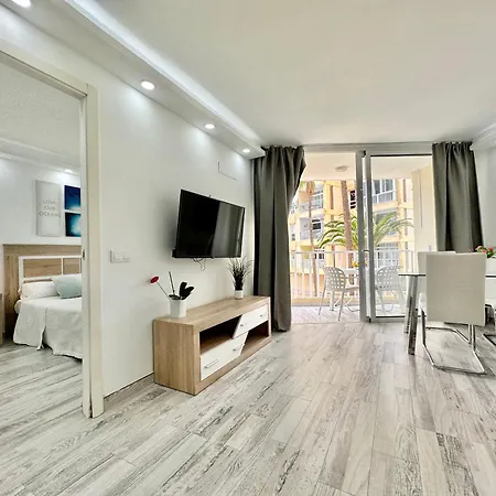 Torres De Yomely - M1c * プラヤ・デ・ラス・アメリカス